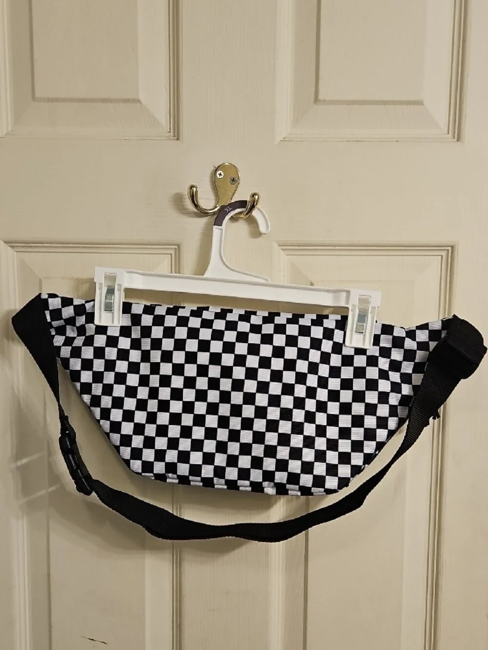Vans Ward Black & White Crossbody Bag